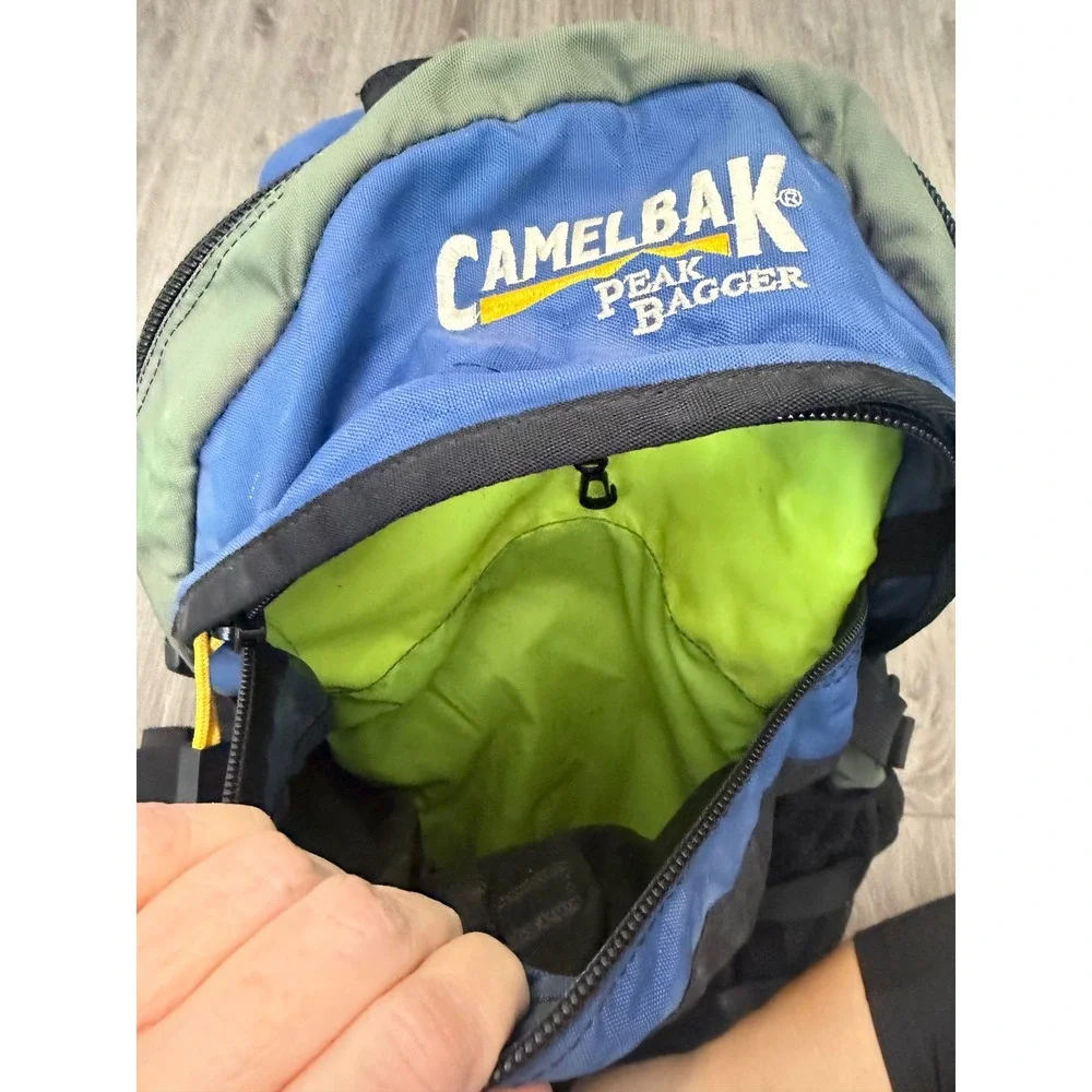 Camelbak Peak Bagger Backpack OS Blue Green Hiking Camping Outdoor Daypack - Picture 6 of 8